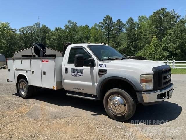 Ford F-450 Komunální / Multi-užitková vozidla