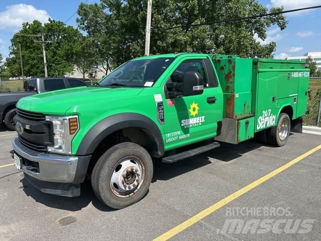 Ford F-450 Komunální / Multi-užitková vozidla