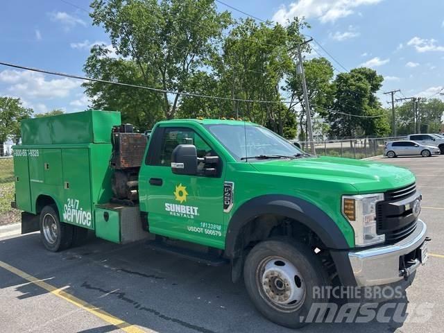 Ford F-450 Komunální / Multi-užitková vozidla
