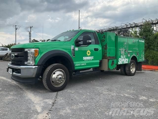 Ford F-450 Komunální / Multi-užitková vozidla