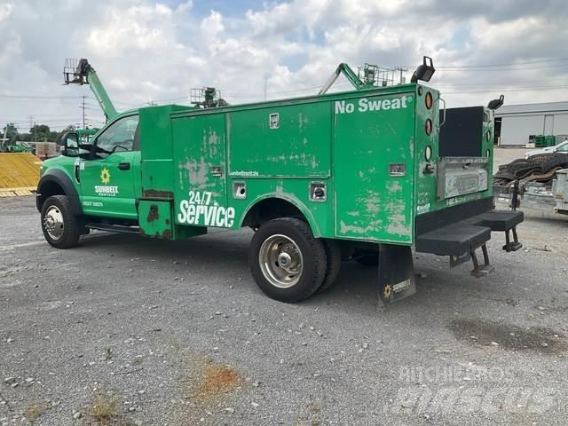 Ford F-450 Komunální / Multi-užitková vozidla