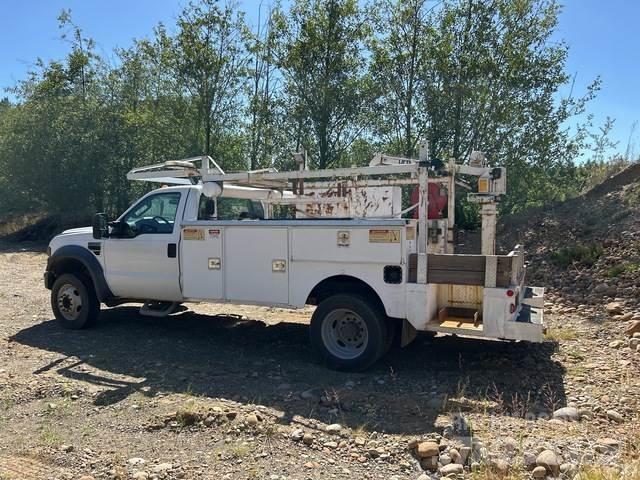 Ford F-450 Komunální / Multi-užitková vozidla