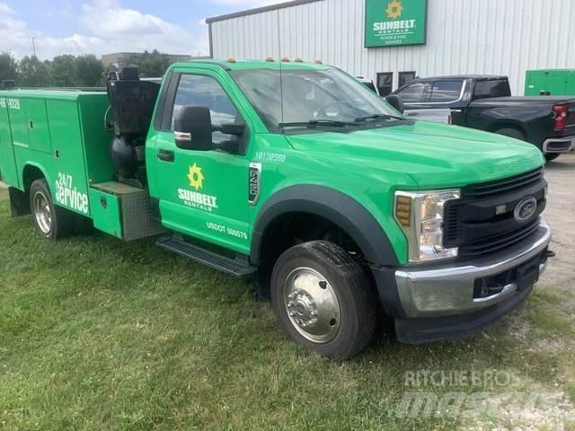 Ford F-450 Komunální / Multi-užitková vozidla