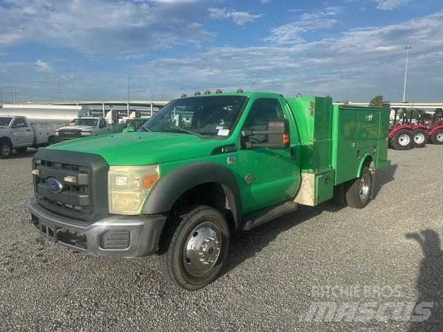 Ford F-450 Komunální / Multi-užitková vozidla