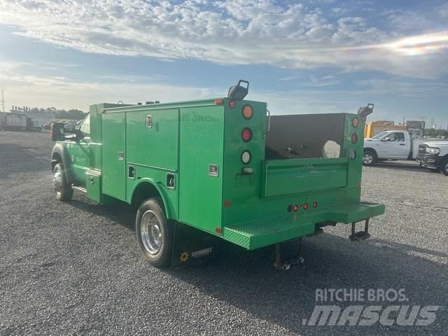 Ford F-450 Komunální / Multi-užitková vozidla