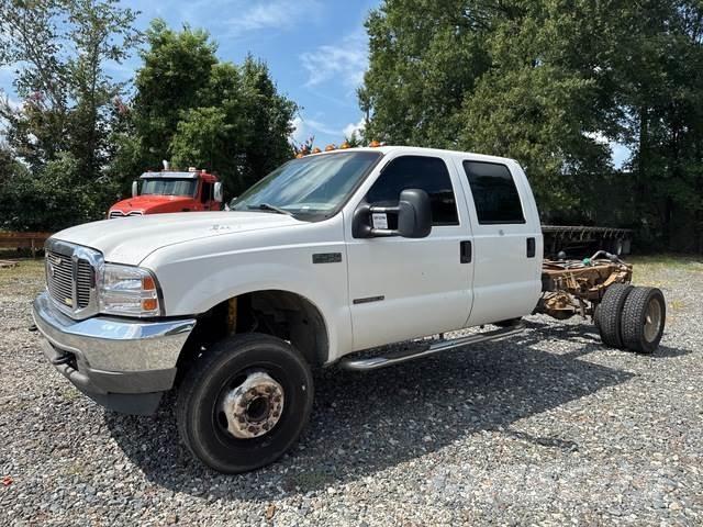 Ford F-450 Kabiny a interiér