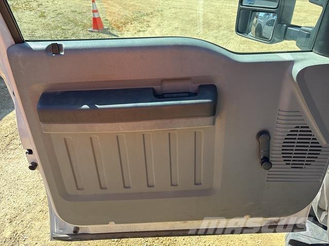 Ford F-450 Pick up/Valník