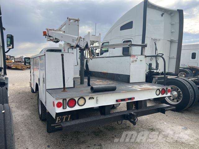 Ford F-450 Autoplošiny