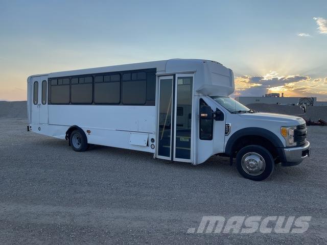 Ford F-550 Osobní vozy