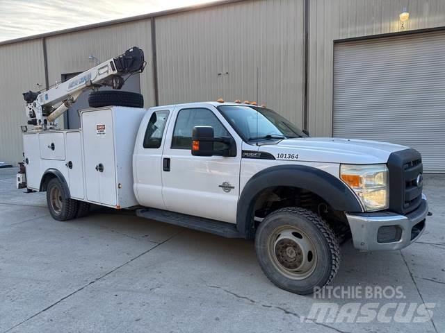 Ford F-550 Komunální / Multi-užitková vozidla