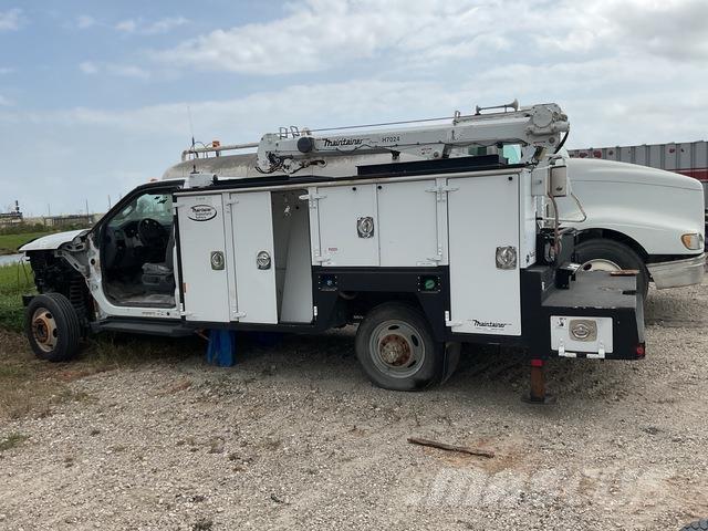 Ford F-550 Komunální / Multi-užitková vozidla