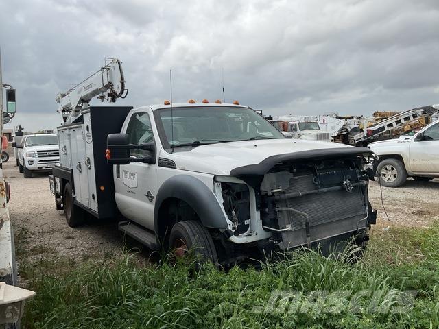 Ford F-550 Komunální / Multi-užitková vozidla