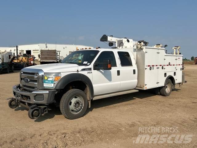 Ford F-550 Komunální / Multi-užitková vozidla