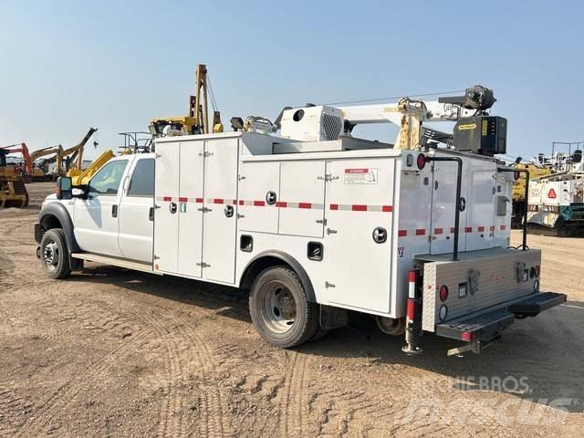 Ford F-550 Komunální / Multi-užitková vozidla