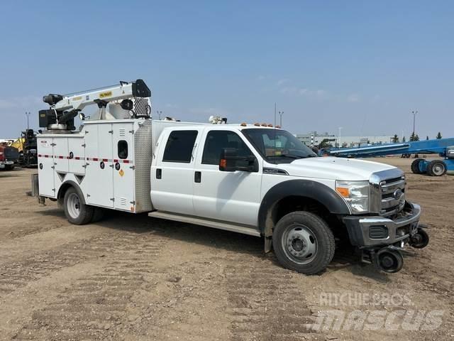 Ford F-550 Komunální / Multi-užitková vozidla