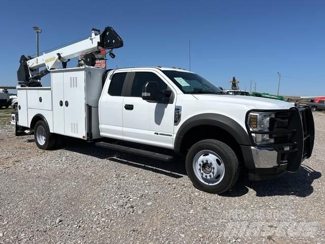 Ford F-550 Komunální / Multi-užitková vozidla