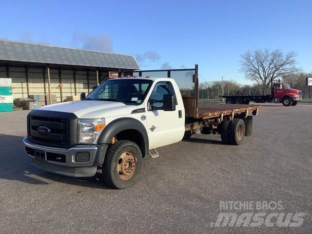 Ford F-550 Valníky/Sklápěcí bočnice