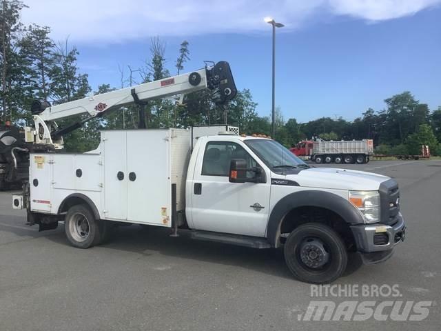 Ford F-550 Komunální / Multi-užitková vozidla