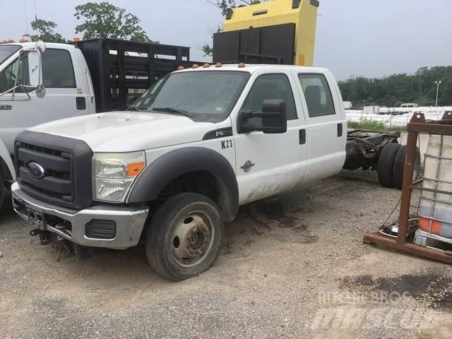 Ford F-550 Kabiny a interiér
