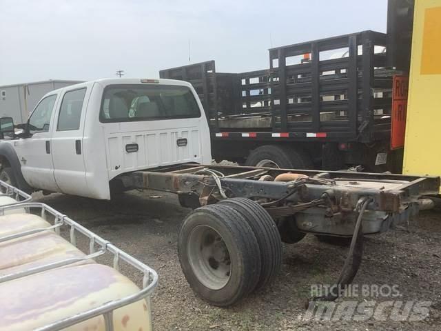 Ford F-550 Kabiny a interiér