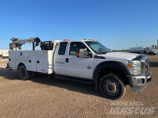 Ford F-550 Komunální / Multi-užitková vozidla