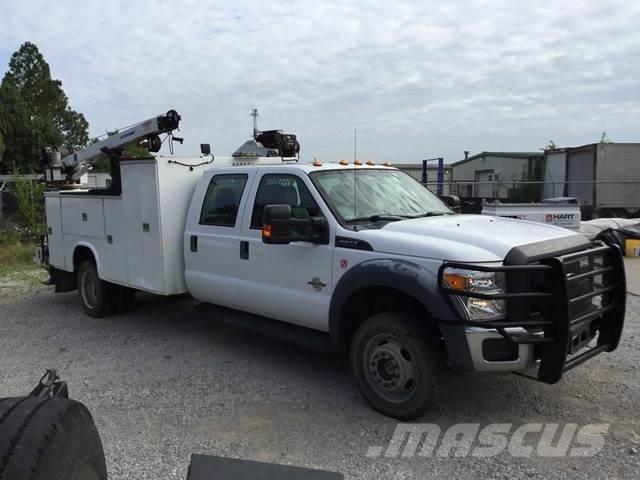 Ford F-550 Komunální / Multi-užitková vozidla