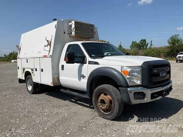 Ford F-550 Pick up/Valník