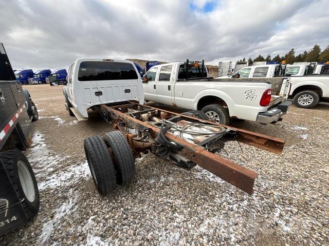 Ford F-550 Kabiny a interiér