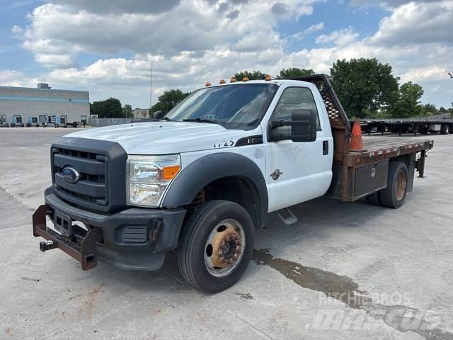 Ford F-550 Komunální / Multi-užitková vozidla