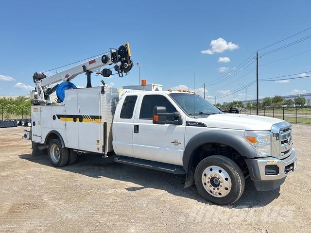 Ford F-550 Komunální / Multi-užitková vozidla
