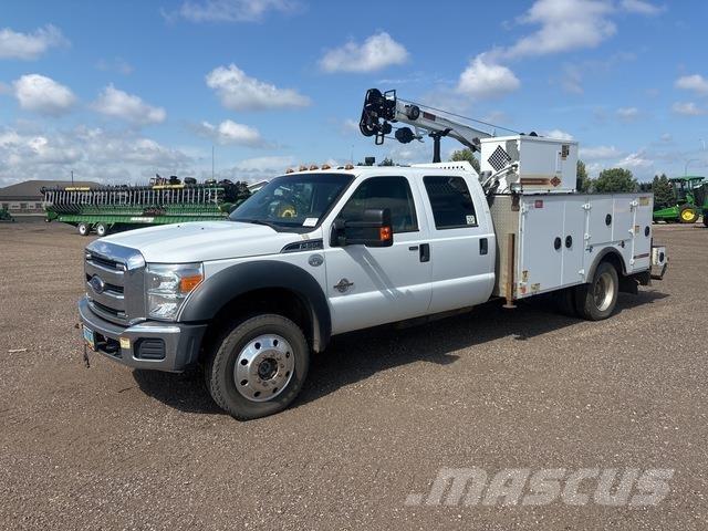 Ford F-550 Komunální / Multi-užitková vozidla