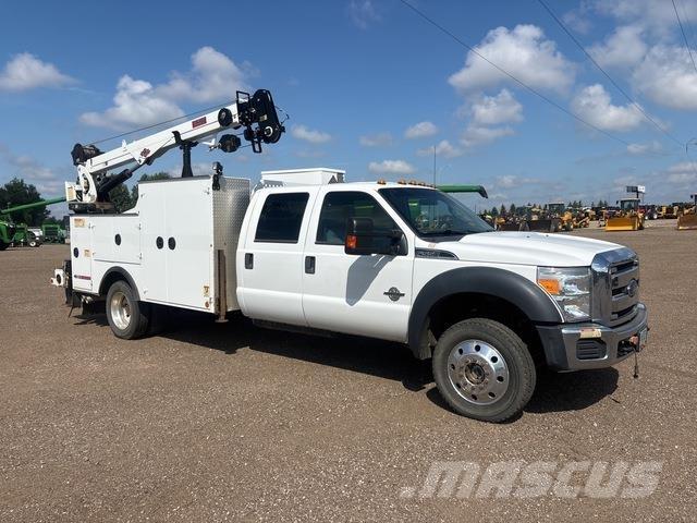 Ford F-550 Komunální / Multi-užitková vozidla