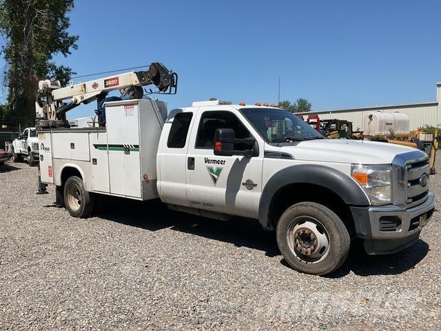 Ford F-550 Komunální / Multi-užitková vozidla