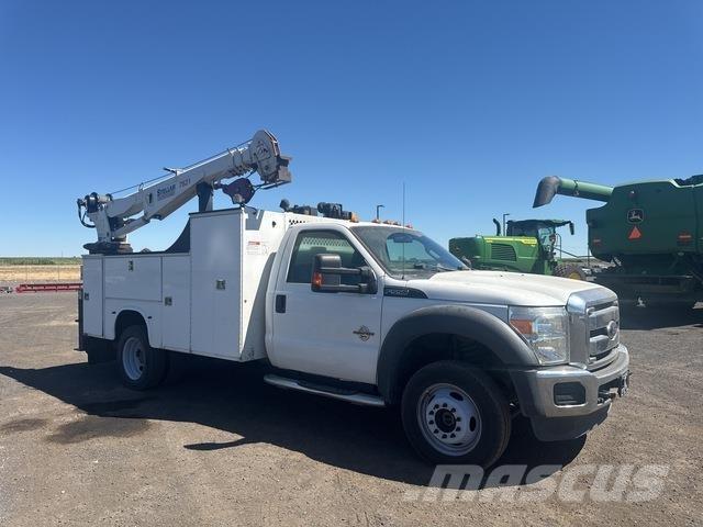 Ford F-550 Komunální / Multi-užitková vozidla