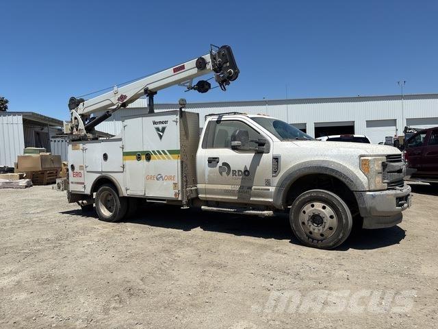 Ford F-550 Komunální / Multi-užitková vozidla