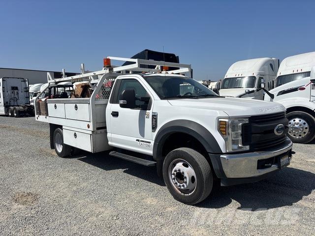Ford F-550 Valníky/Sklápěcí bočnice