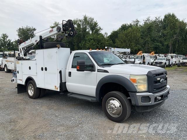 Ford F-550 Komunální / Multi-užitková vozidla
