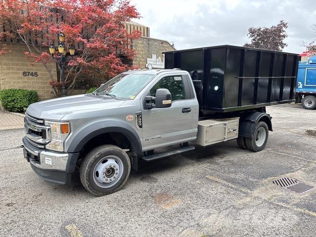Ford F-550 Hákový nosič kontejnerů
