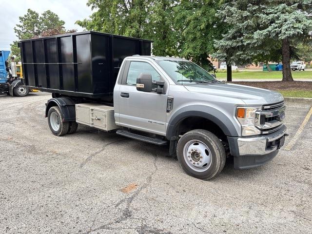 Ford F-550 Hákový nosič kontejnerů