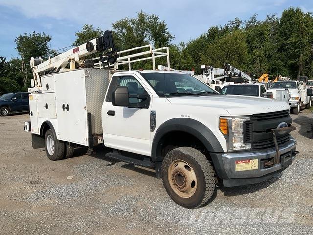 Ford F-550 Komunální / Multi-užitková vozidla