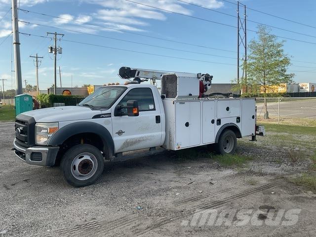 Ford F-550 Komunální / Multi-užitková vozidla