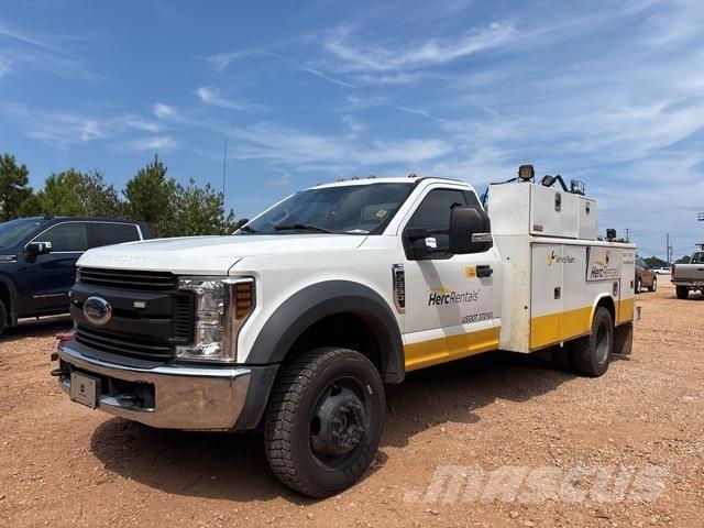 Ford F-550 Cisternové vozy
