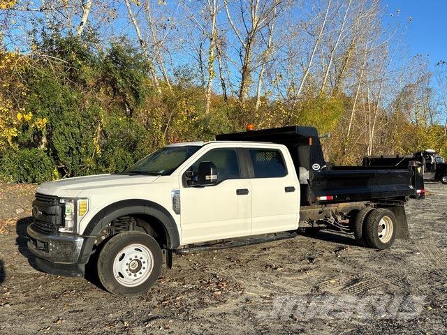 Ford F-550 Sklápěče