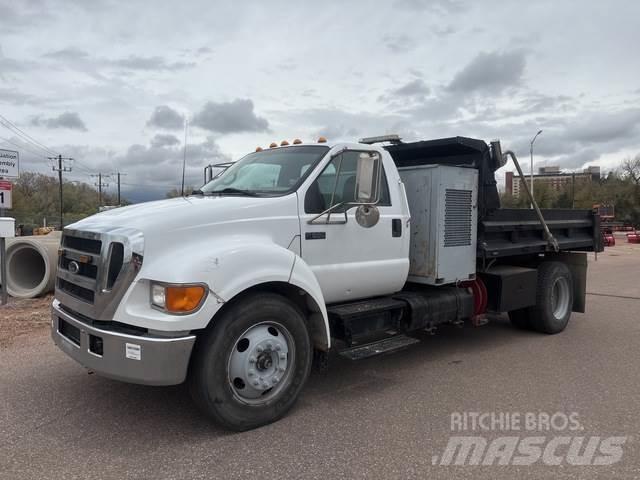 Ford F-650 Sklápěče
