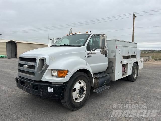 Ford F-650 Komunální / Multi-užitková vozidla