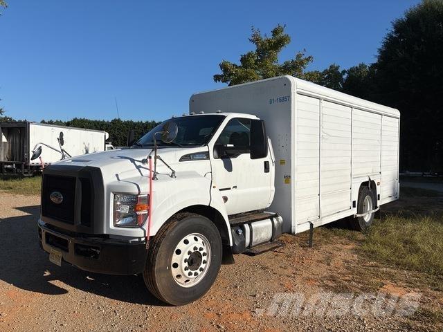 Ford F-650 Vozy pro přepravu nápojů