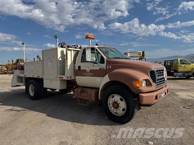 Ford F-650 Cisternové vozy