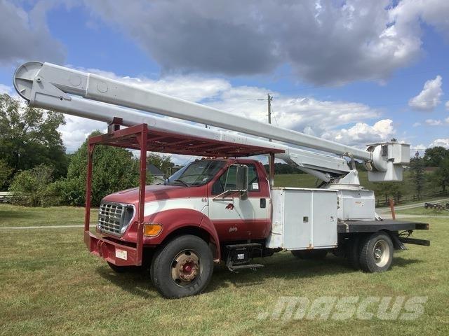 Ford F-750 Autoplošiny