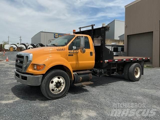 Ford F-750 Valníky/Sklápěcí bočnice