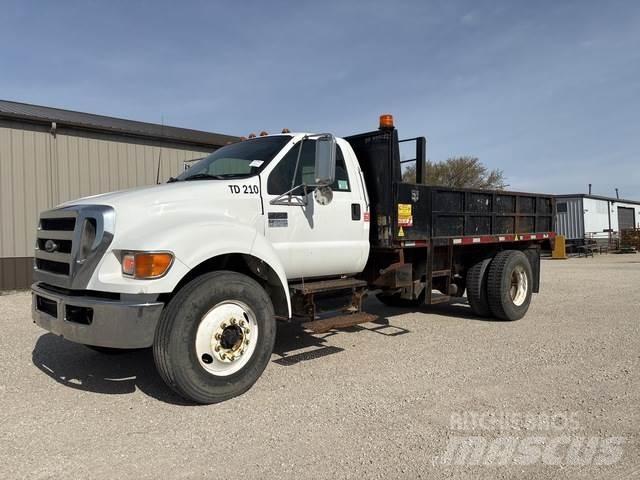 Ford F-750 Sklápěče